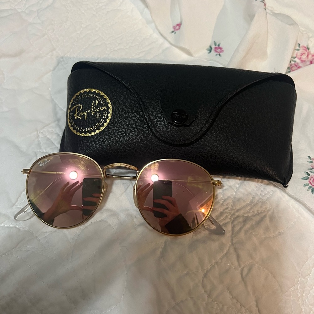 Ray-Ban Round Metal Sunglasses